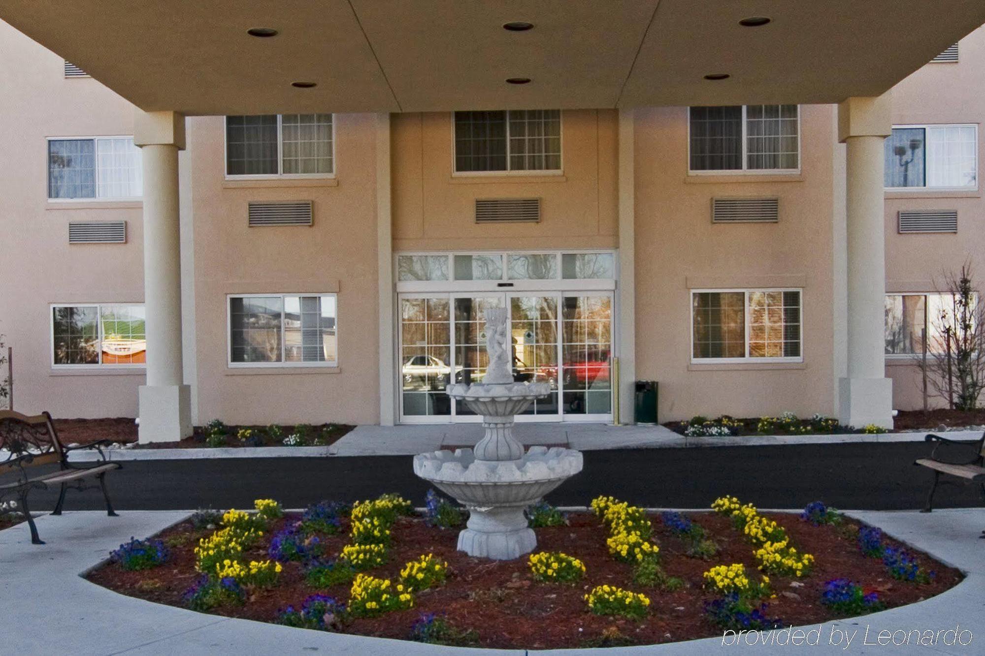 Best Western Plus Newport News Eksteriør billede